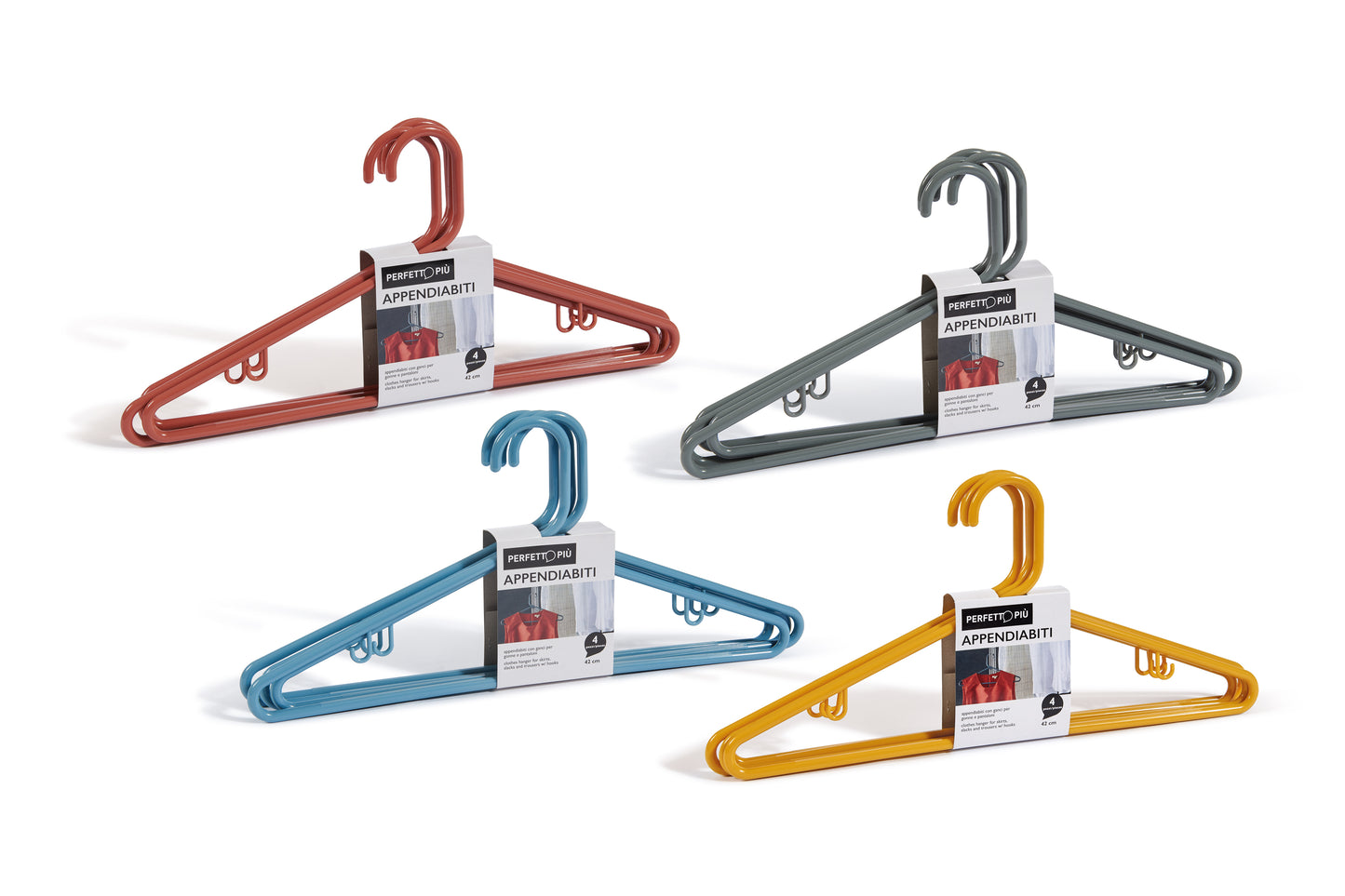 PLASTIC COAT HANGERS - Zeta (4 pcs) Assorted